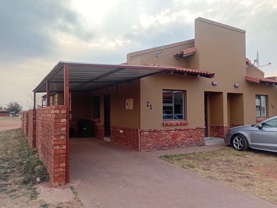 2 Bedroom Property for Sale in Kathu Northern Cape